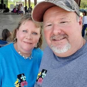 Meet your Posher, Deborah